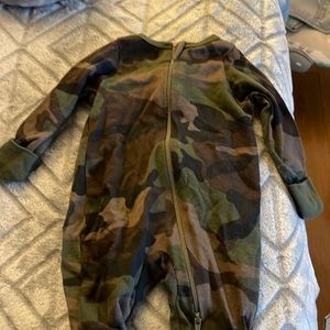 Newborn baby sleeper